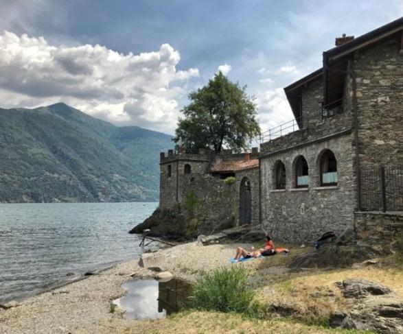 Borgocastello Διαμέρισμα Rezzonico Εξωτερικό φωτογραφία
