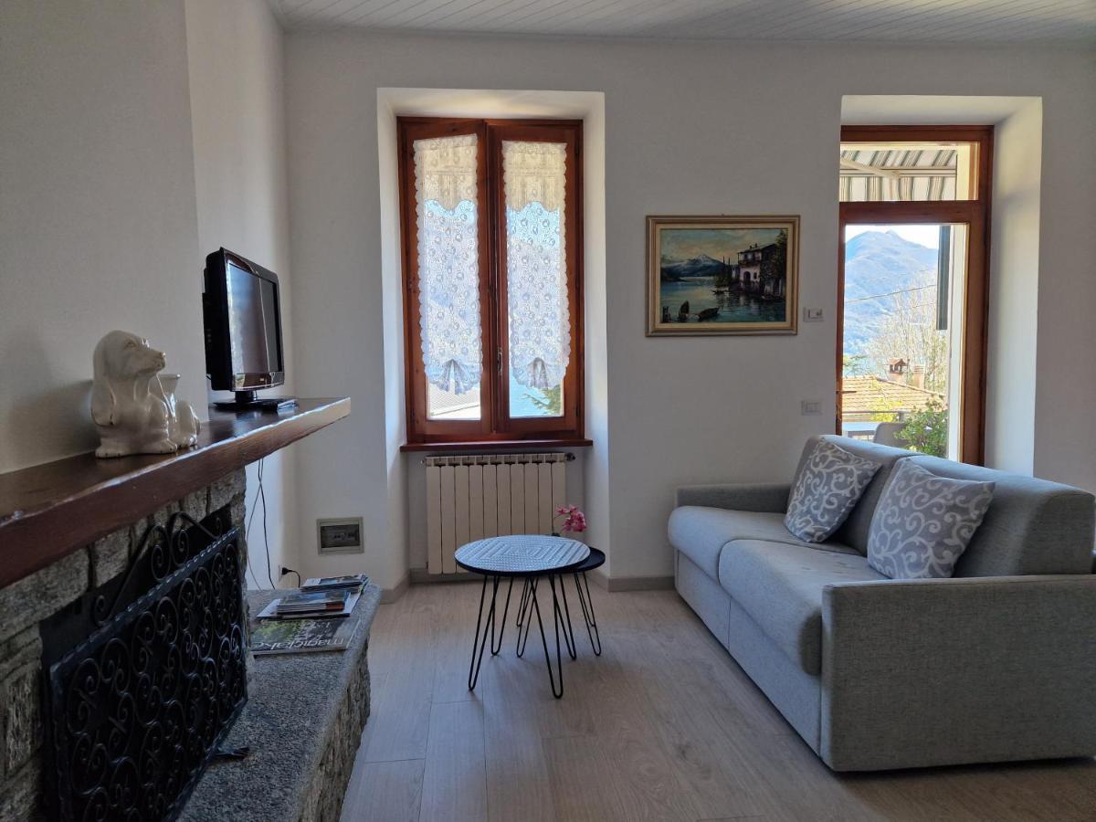 Borgocastello Διαμέρισμα Rezzonico Εξωτερικό φωτογραφία